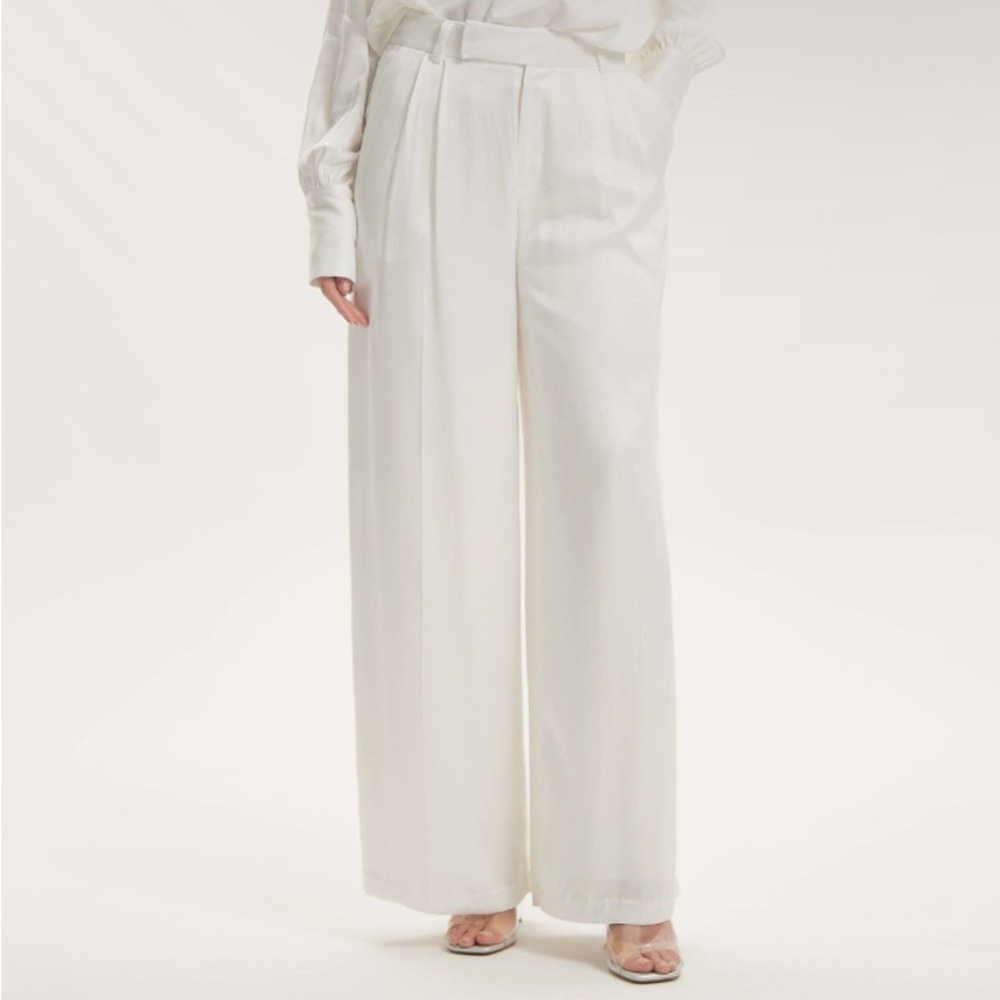 Third form Off White Magnetic Tailored Trousers - NWT